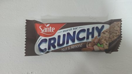 Sante Crunchy بالمكسرات واللوز